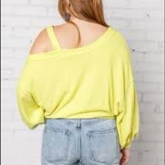 Free People Yellow Cut Out Knit Top Size Small - Picture 3 of 6